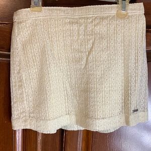 Mini beige Hollister skirt